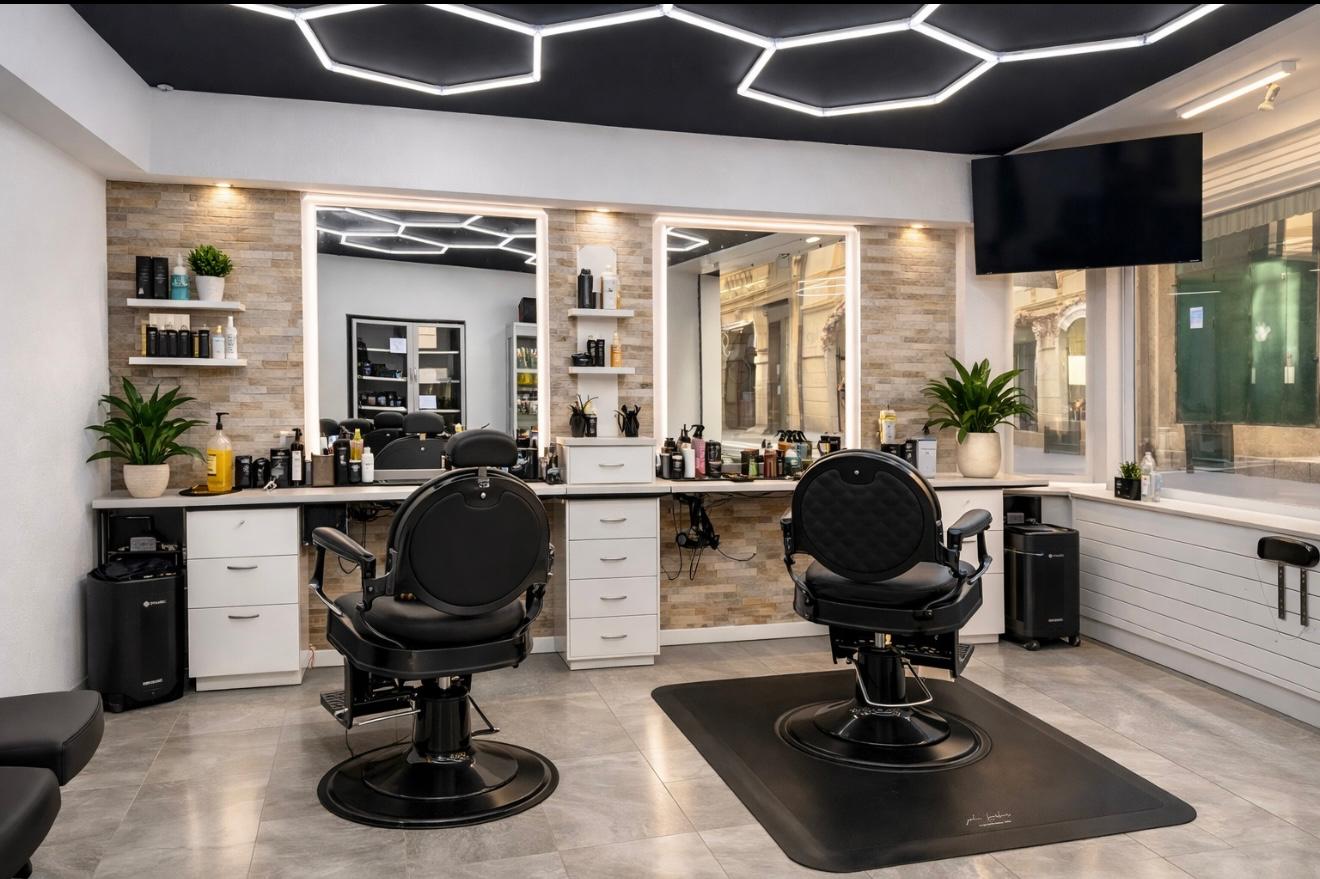 Ramon Barber Shop — Intérieur du salon